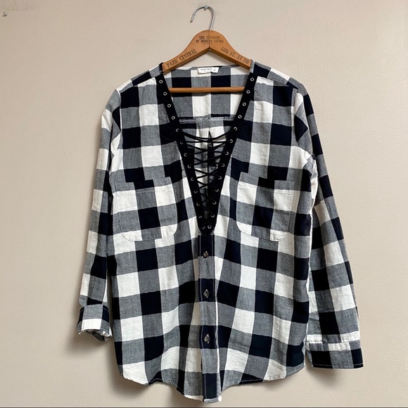 Miss Love Tops - Miss Love black and white buffalo plaid shirt